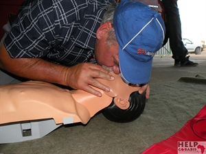 Brandweer 2011, beademing.JPG